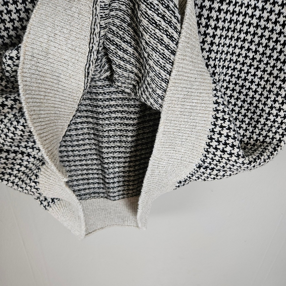 Payne Stewart Houndstooth Sweater Vest Sz L Black Ivory V-Neck Golf - Picture 7 of 8